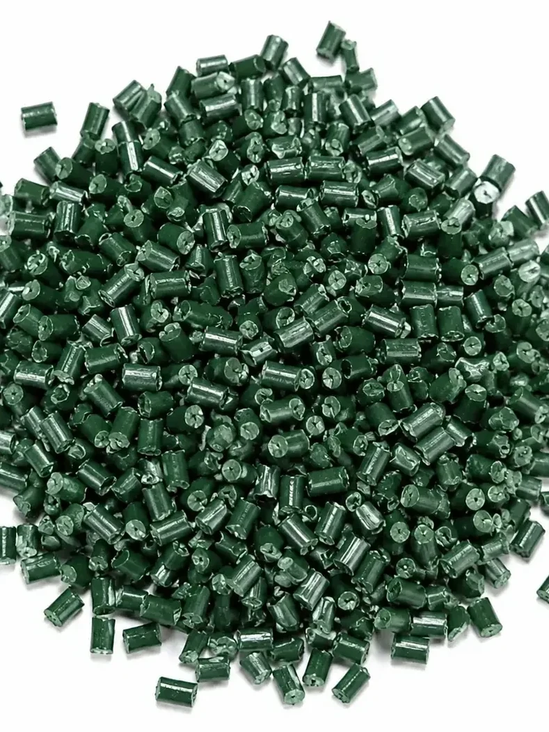 Biji plastik PP (pellet) warna hijau